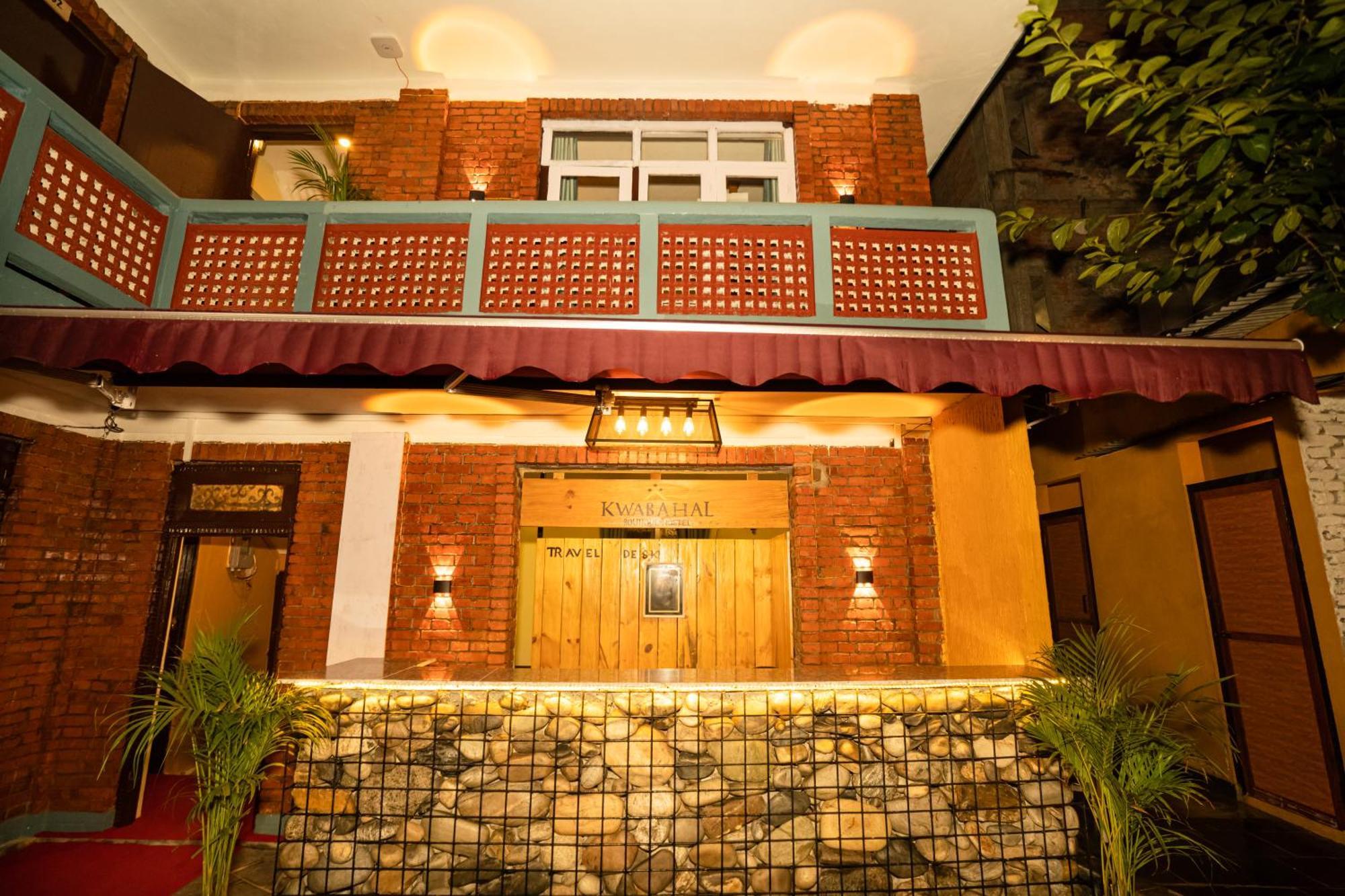 Kwabahal Boutique Hostel كاتماندو المظهر الخارجي الصورة